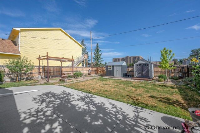 136 QUINCY RD, Cheyenne, WY 82009