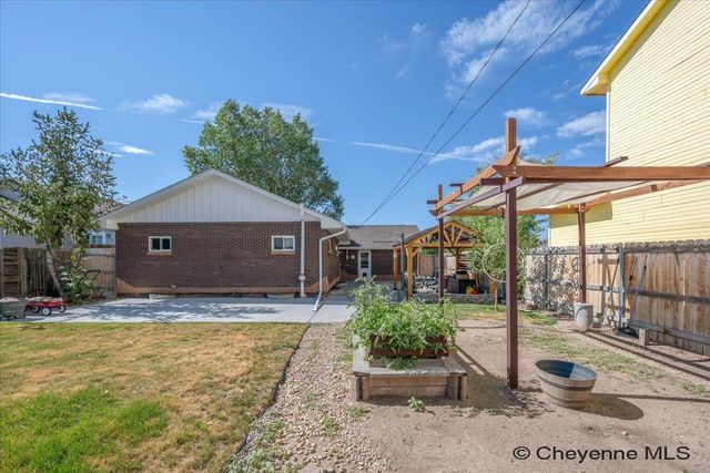 136 QUINCY RD, Cheyenne, WY 82009
