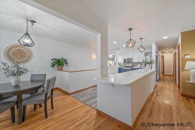 136 QUINCY RD, Cheyenne, WY 82009