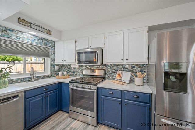 136 QUINCY RD, Cheyenne, WY 82009