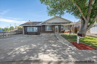136 QUINCY RD, Cheyenne, WY 82009