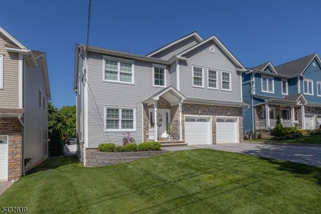 224 N 18Th St, Kenilworth Boro, NJ 07033