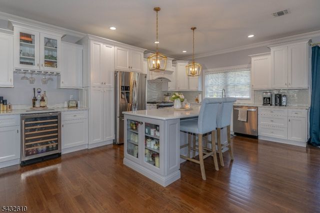224 N 18Th St, Kenilworth Boro, NJ 07033
