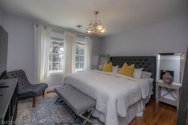 224 N 18Th St, Kenilworth Boro, NJ 07033