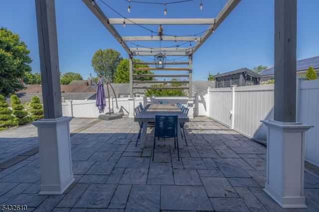 224 N 18Th St, Kenilworth Boro, NJ 07033