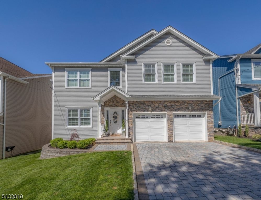 224 N 18Th St, Kenilworth Boro, NJ 07033