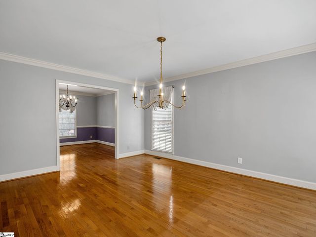 242 W Killarney Lake, Moore, SC 29369