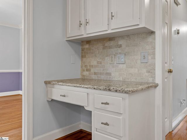 242 W Killarney Lake, Moore, SC 29369