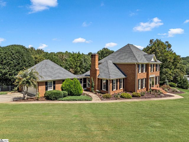 242 W Killarney Lake, Moore, SC 29369