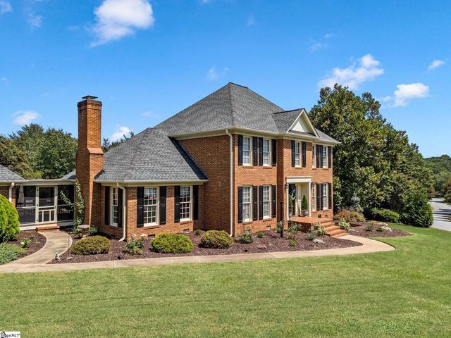 242 W Killarney Lake, Moore, SC 29369