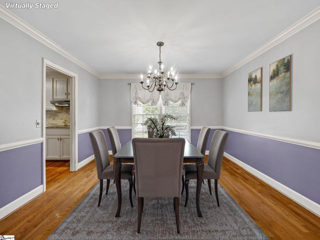242 W Killarney Lake, Moore, SC 29369