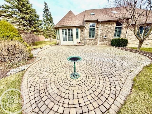 54941 Danielle Street, New Baltimore, MI 48047