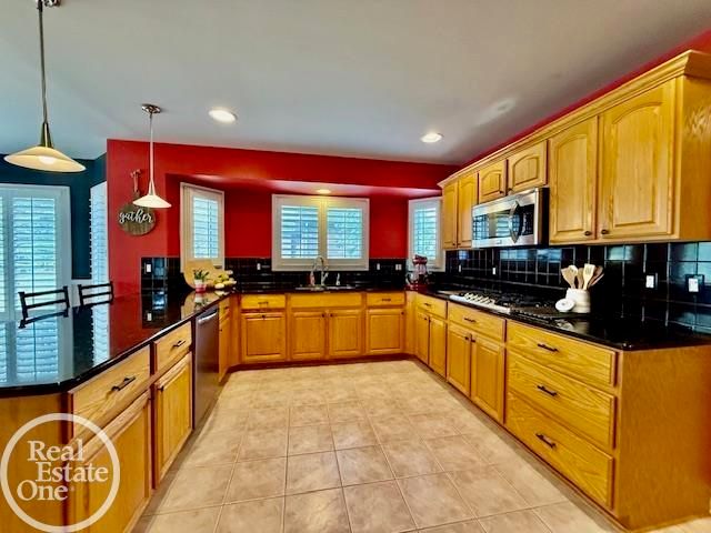 54941 Danielle Street, New Baltimore, MI 48047