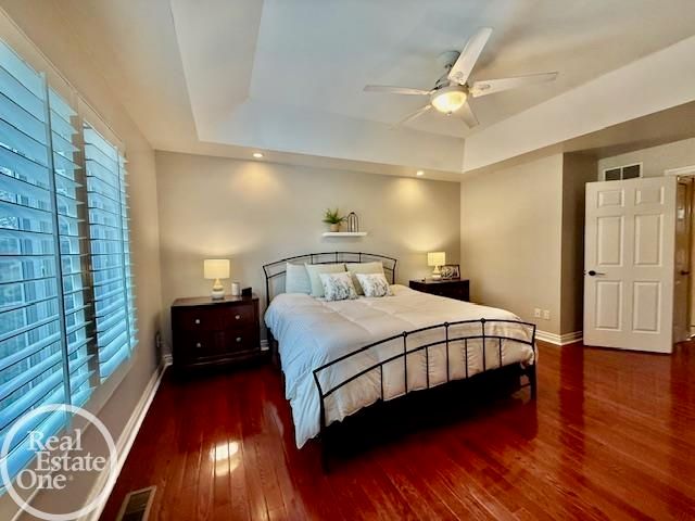 54941 Danielle Street, New Baltimore, MI 48047