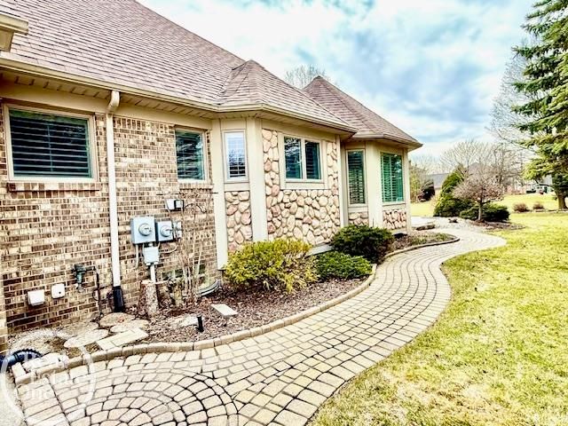 54941 Danielle Street, New Baltimore, MI 48047