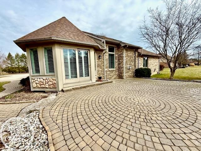 54941 Danielle Street, New Baltimore, MI 48047