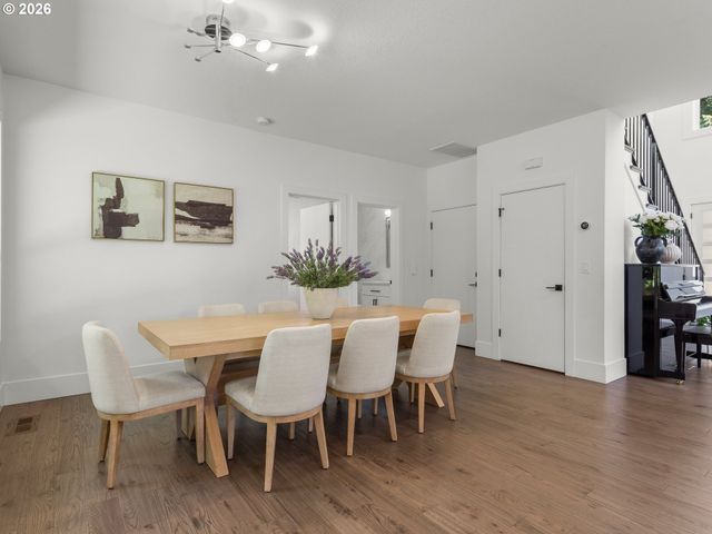 483 Sw CHERRY PARK Rd, Troutdale, OR 97060