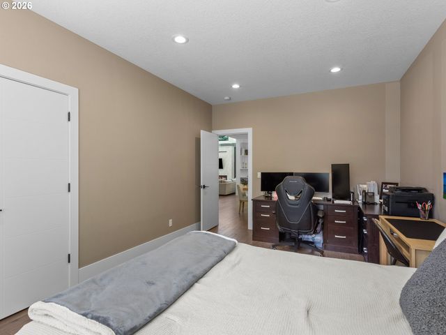 483 Sw CHERRY PARK Rd, Troutdale, OR 97060