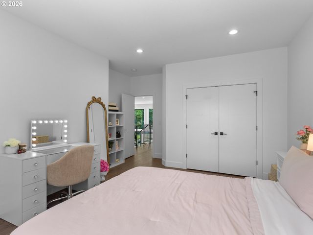 483 Sw CHERRY PARK Rd, Troutdale, OR 97060