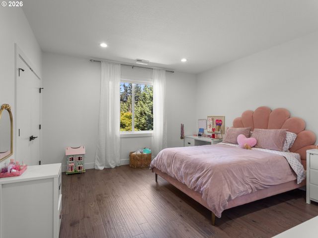 483 Sw CHERRY PARK Rd, Troutdale, OR 97060
