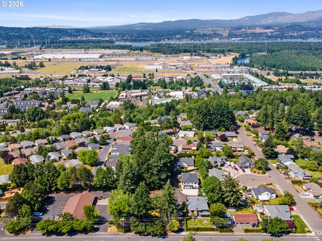 483 Sw CHERRY PARK Rd, Troutdale, OR 97060
