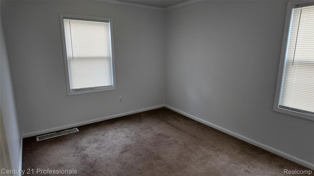 661 4th Avenue, Pontiac, MI 48340