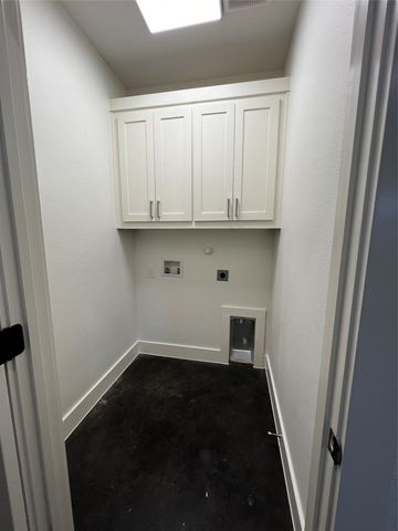 1227 Rosemary Street, Greenville, TX 75401