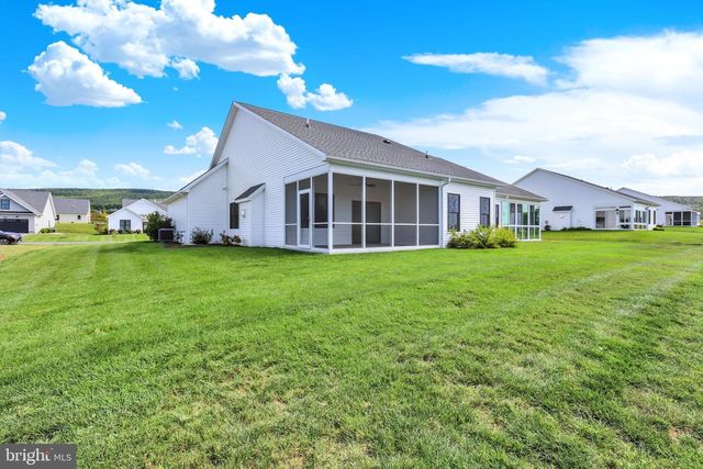 4527 RANGE RUNNER DR, Fayetteville, PA 17222