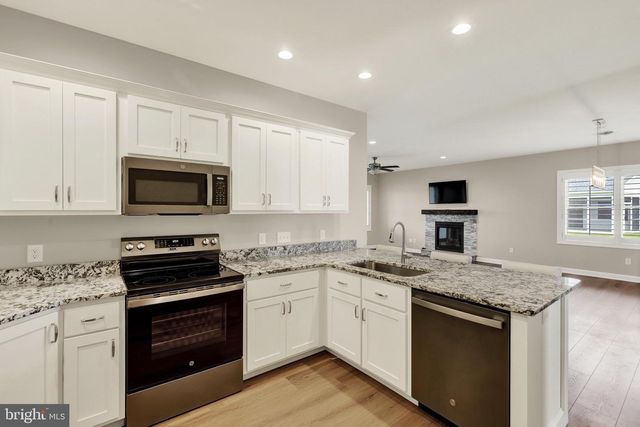 4527 RANGE RUNNER DR, Fayetteville, PA 17222