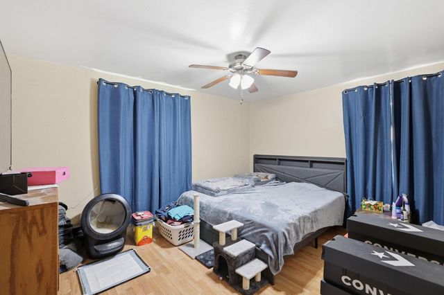 5317 49th St, Sacramento, CA 95820