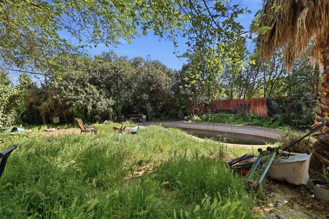 5317 49th St, Sacramento, CA 95820