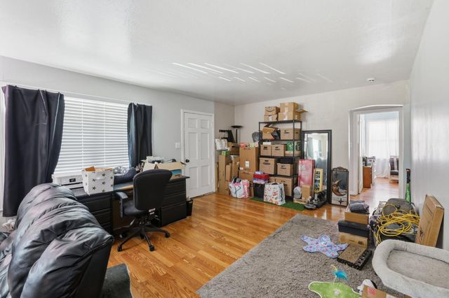 5317 49th St, Sacramento, CA 95820