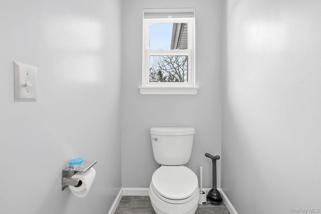 1010 Pine View, New Windsor, NY 12553