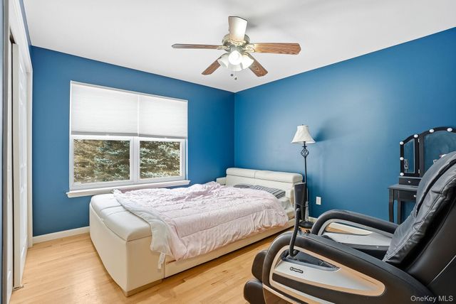 1010 Pine View, New Windsor, NY 12553