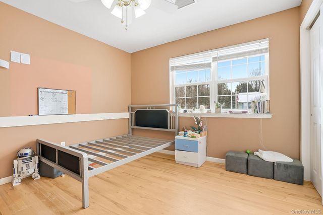 1010 Pine View, New Windsor, NY 12553