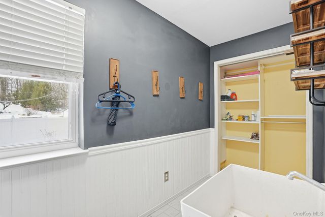 1010 Pine View, New Windsor, NY 12553