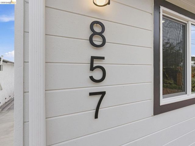 857 Balra Dr, El Cerrito, CA 94530