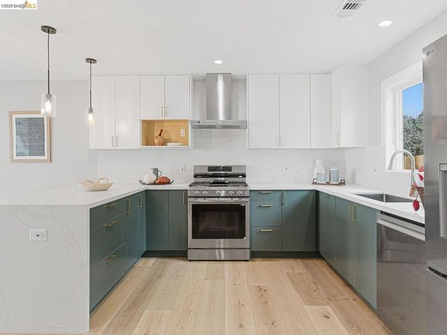 857 Balra Dr, El Cerrito, CA 94530