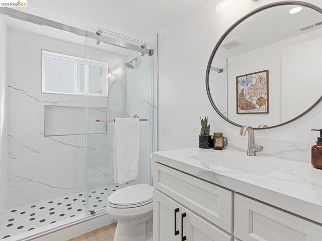 857 Balra Dr, El Cerrito, CA 94530