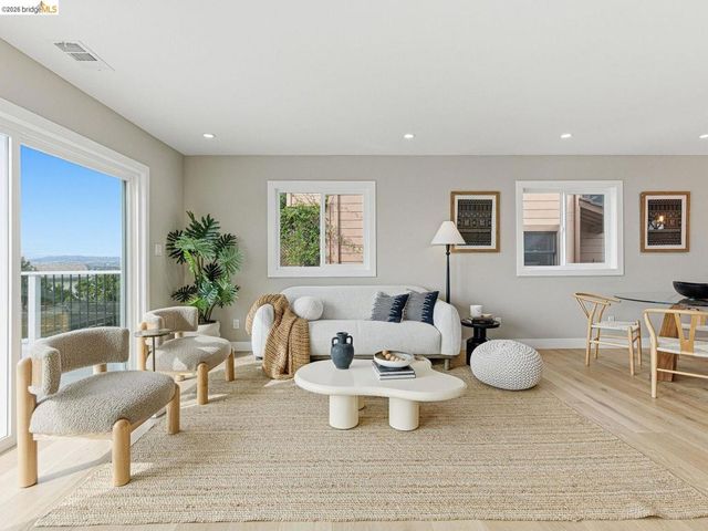 857 Balra Dr, El Cerrito, CA 94530