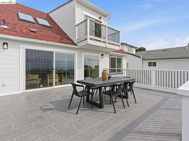 857 Balra Dr, El Cerrito, CA 94530