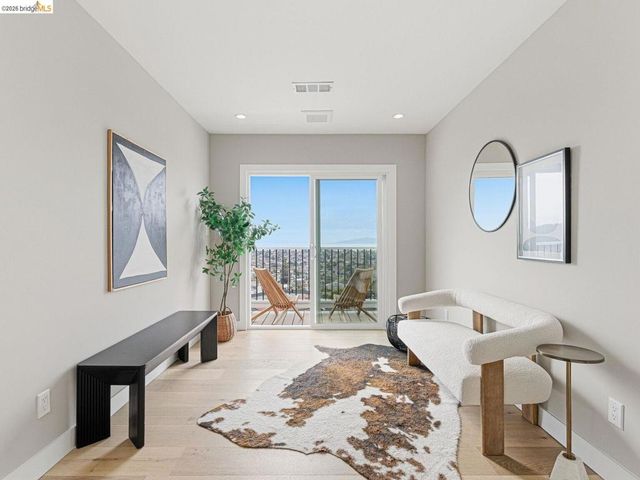 857 Balra Dr, El Cerrito, CA 94530