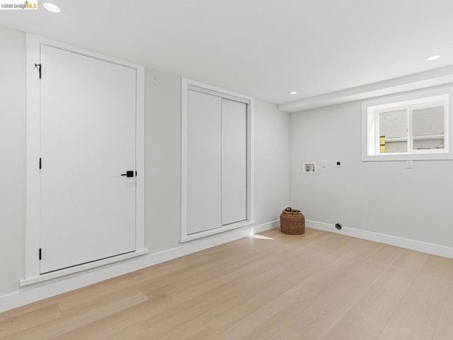 857 Balra Dr, El Cerrito, CA 94530