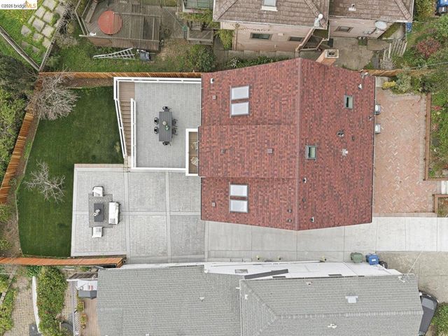 857 Balra Dr, El Cerrito, CA 94530