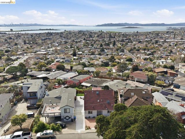 857 Balra Dr, El Cerrito, CA 94530