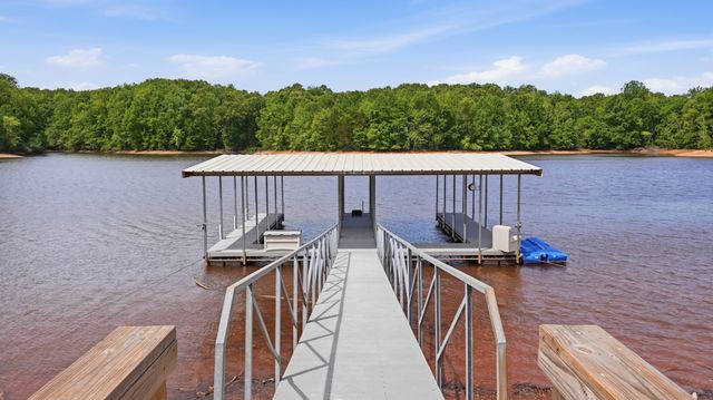 1305 Dripping Springs Rd, Winchester, TN 37398