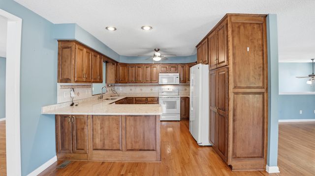 1305 Dripping Springs Rd, Winchester, TN 37398