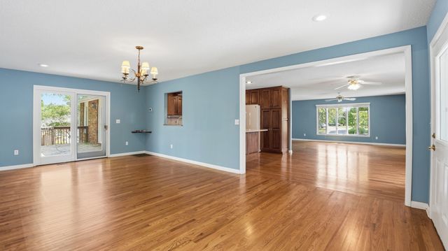1305 Dripping Springs Rd, Winchester, TN 37398