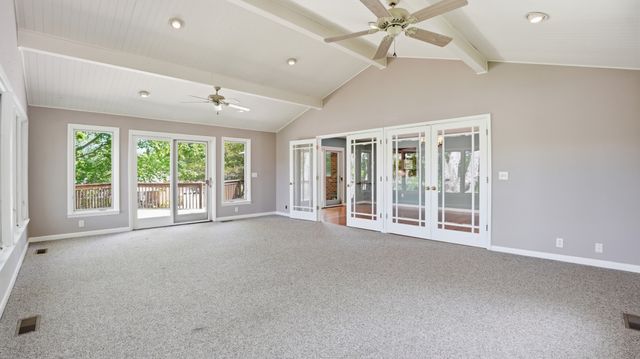 1305 Dripping Springs Rd, Winchester, TN 37398