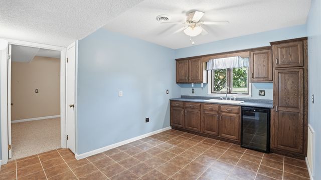 1305 Dripping Springs Rd, Winchester, TN 37398